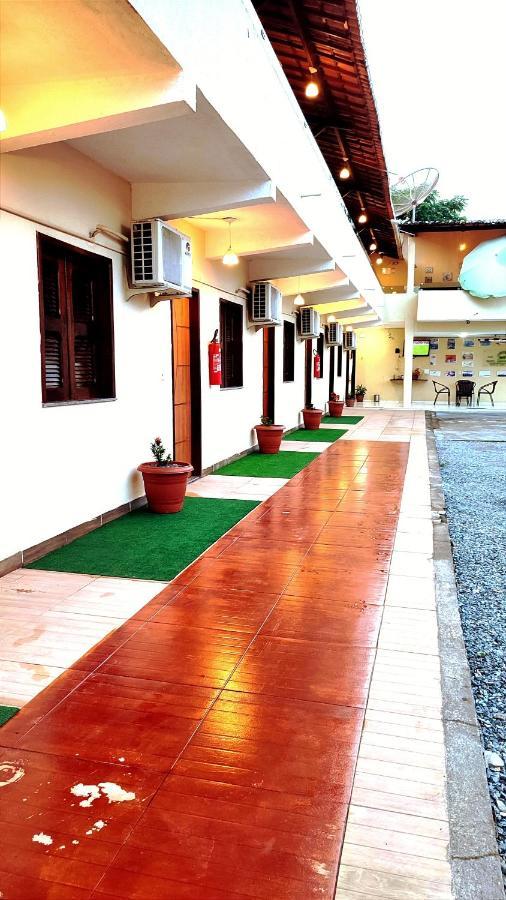 Hotel Pinto Martins Camocim Buitenkant foto